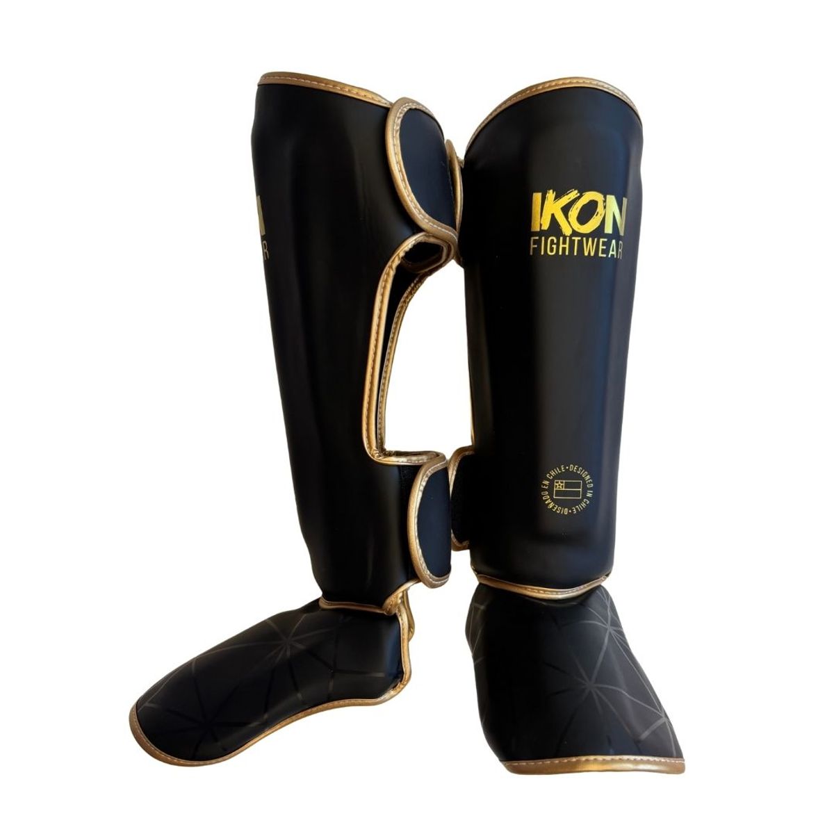 IKON - Canilleras Kickboxing Negras Ikon Fightwear
