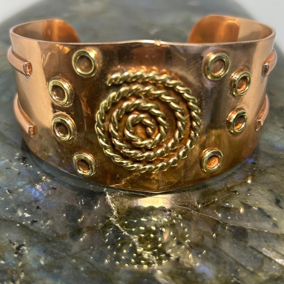 GENERICO - Pulsera Brazalete De Cobre Para Mujer Adaptables Ajustable Terapia Artritis Con Caja