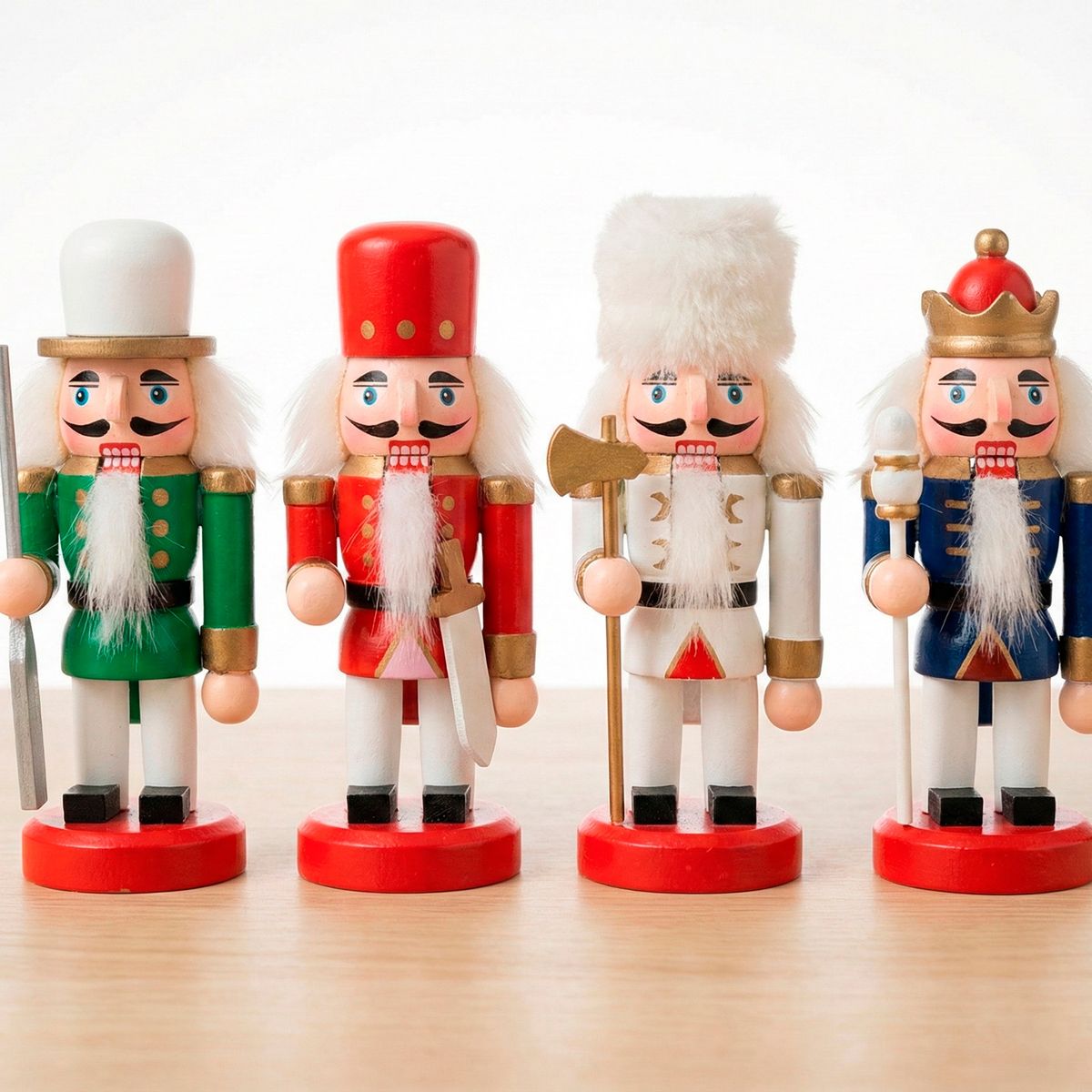 GENERICO - Set de 4 Soldados Cascanueces 10cm Navidad Pascuero !