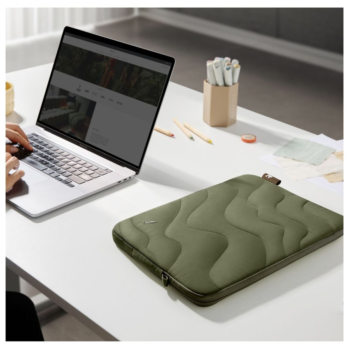 TOMTOC - Tomtoc Funda Terra-A27 para MacBook Pro 16 Verde