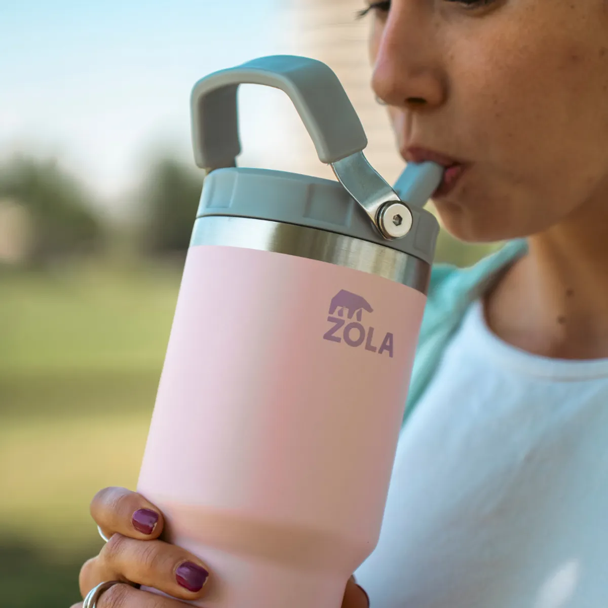 ZOLA OUTDOORS - Botella Termo Termica 900 Ml Mango Resistente Hermetica Zola