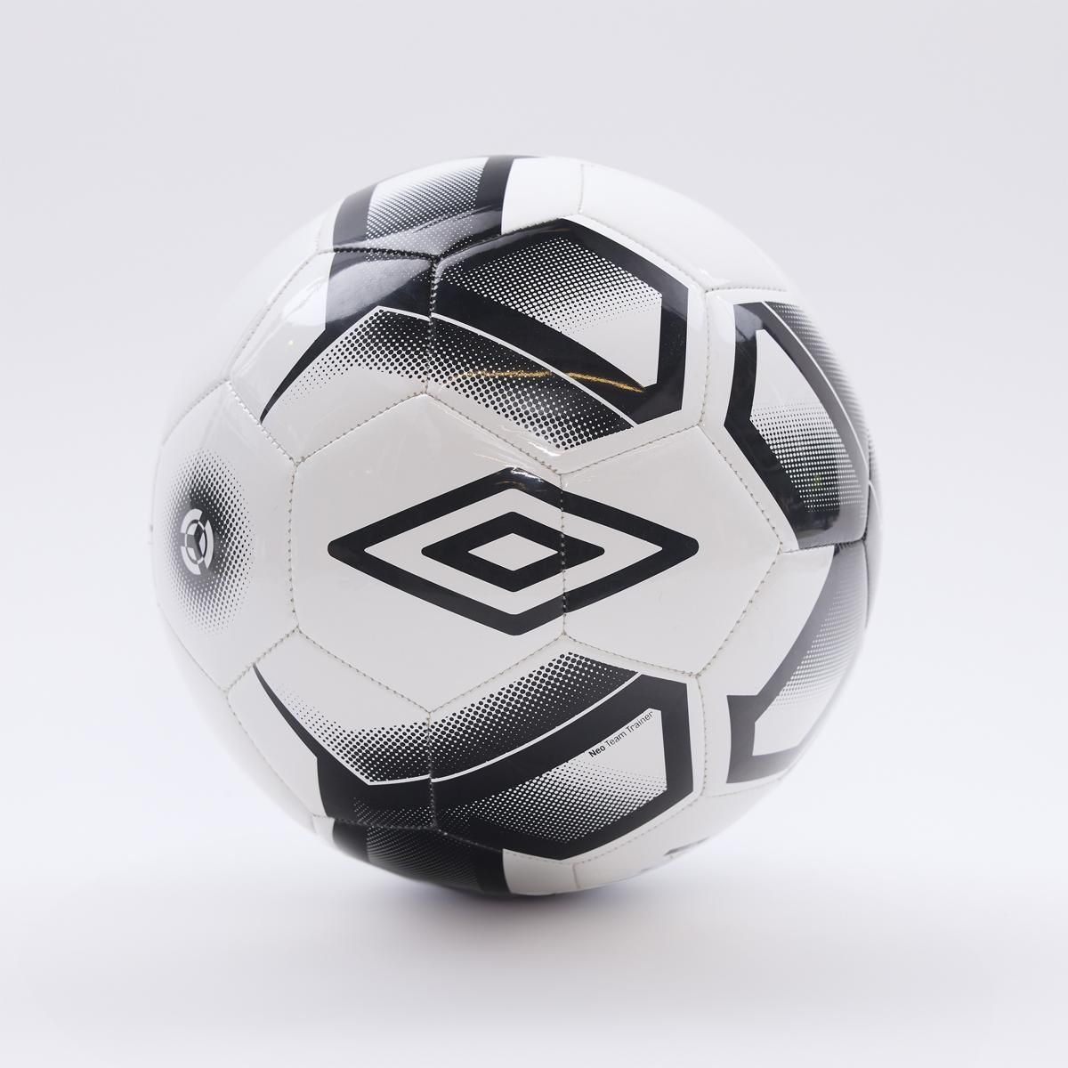 UMBRO - Pelota Fútbol Umbro Neo Team Trainer N°5 Blanco