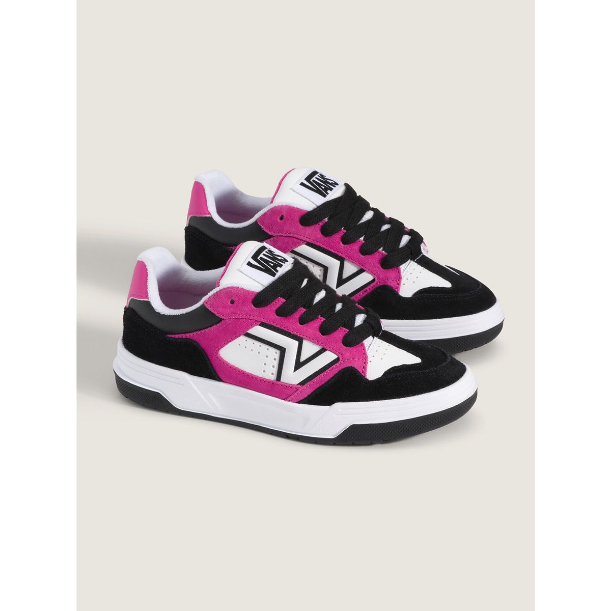 VANS - Zapatilla Mujer Upland Negro VANS
