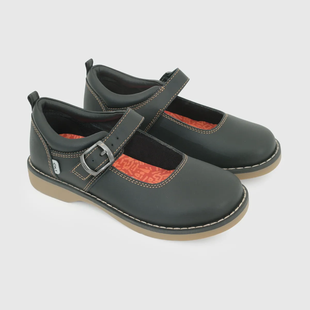 COLLOKY - Zapato Escolar Negro con Capellada de Cuero y Hebilla