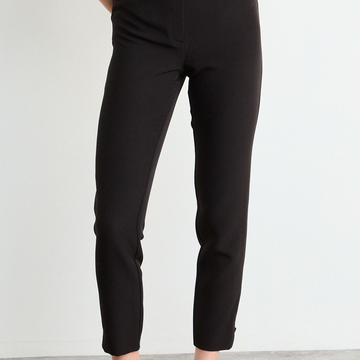 IO - Pantalon Liso Mujer Negro Io