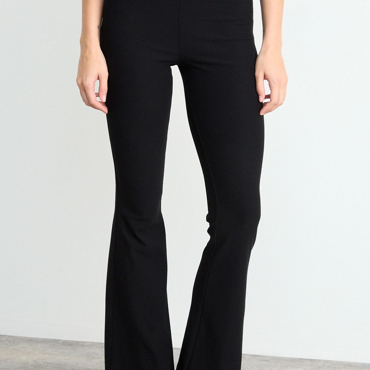 IO - Calza Lisa Mujer Negro Io