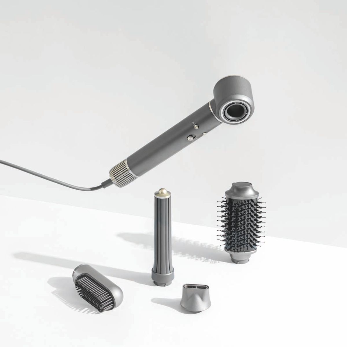 AURALIS - Auralis Aeroflow™  Secador Multistyler inteligente, de alta velocidad y bajo ruido