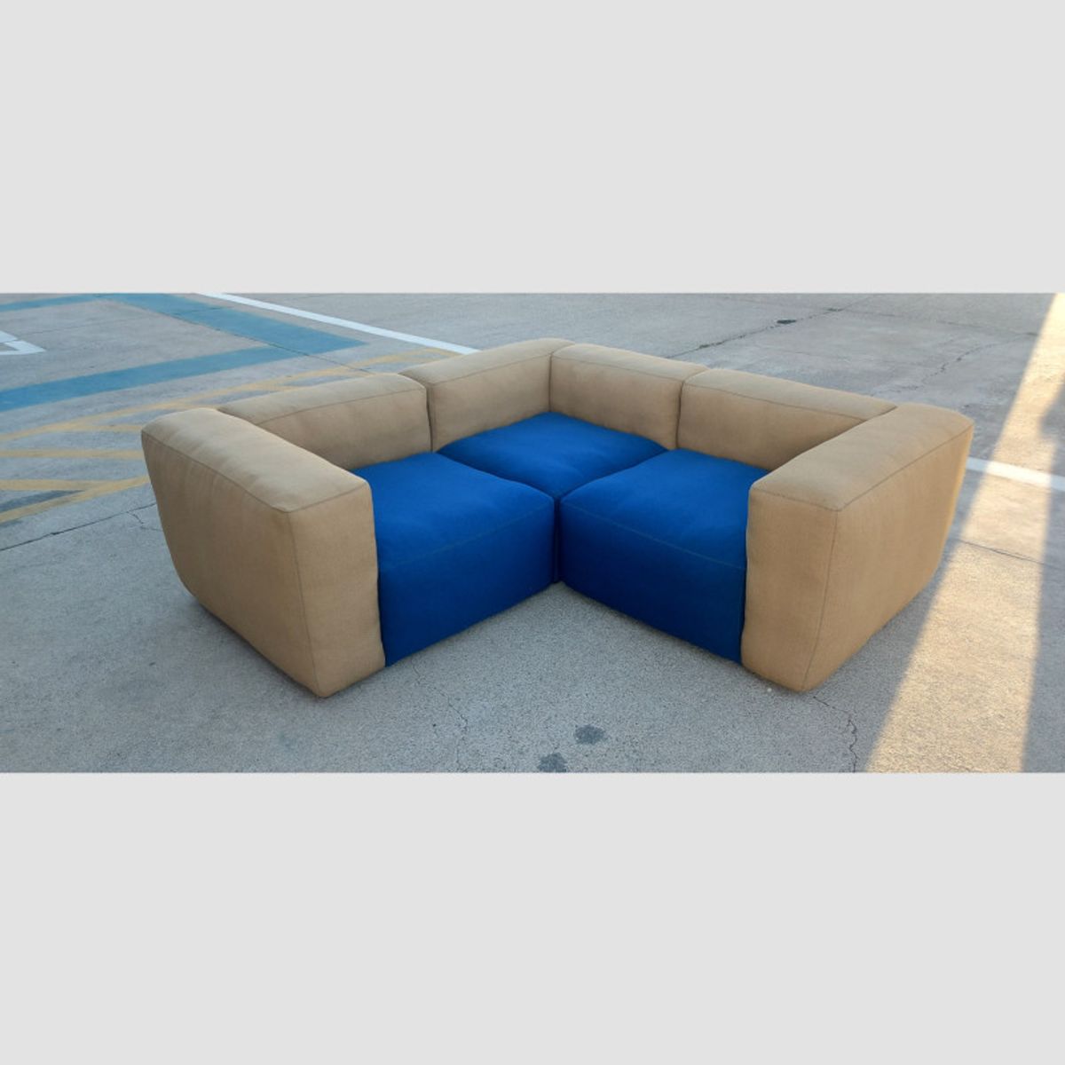 LOVEN - HAY Sofá 3 Sectional en L Mags Soft, Beige y Azul