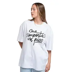 TRIPLE PLAY - Polera Oversize Dama 100% Algodón Me importa un Pc0