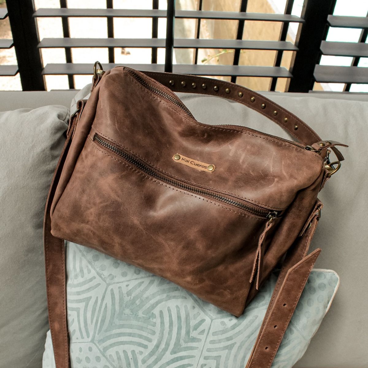 KAI CUEROS - Cartera Barna Chocolate