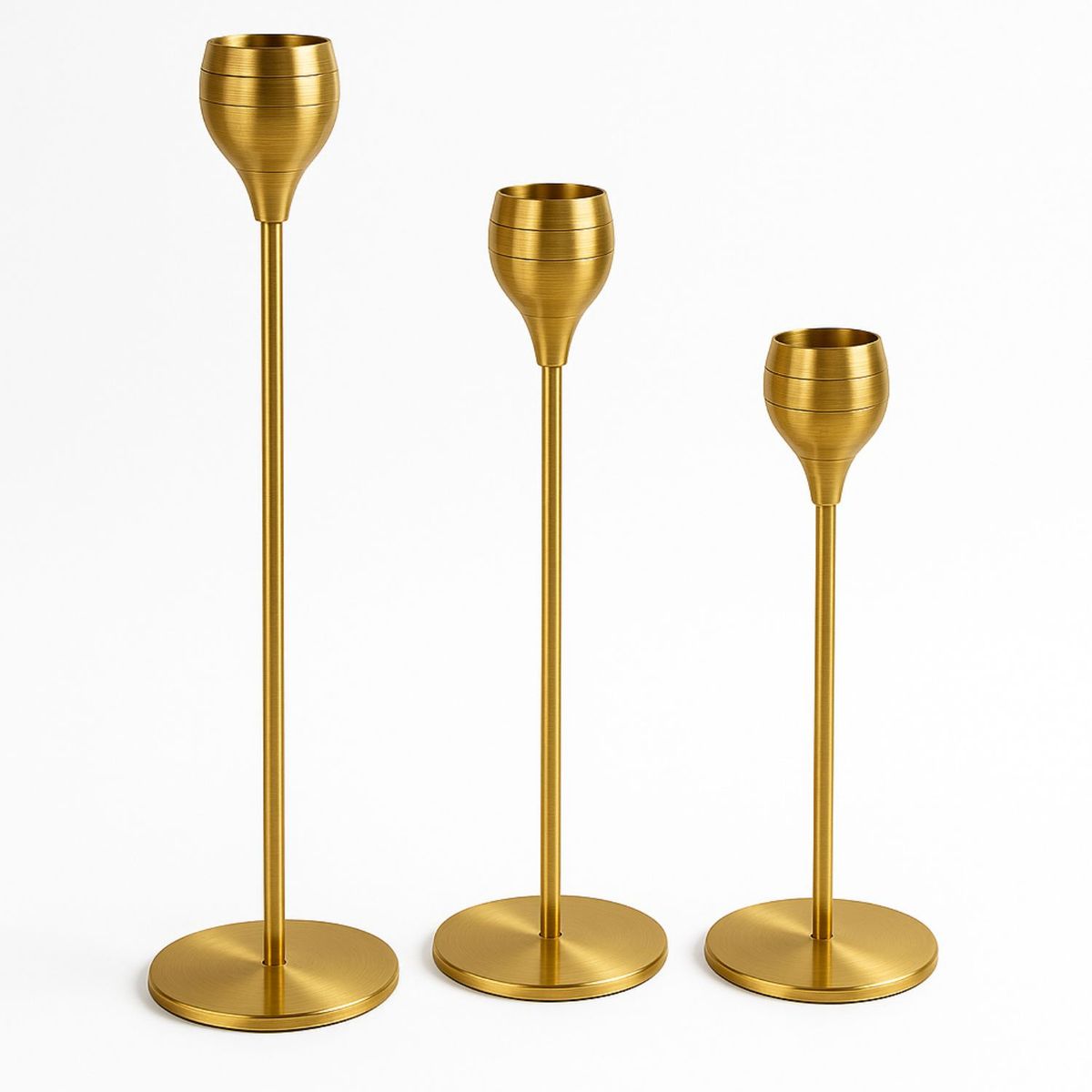 COLETTE - Set De Porta Velas Candelabro Metálico Premium Dorado Versalles