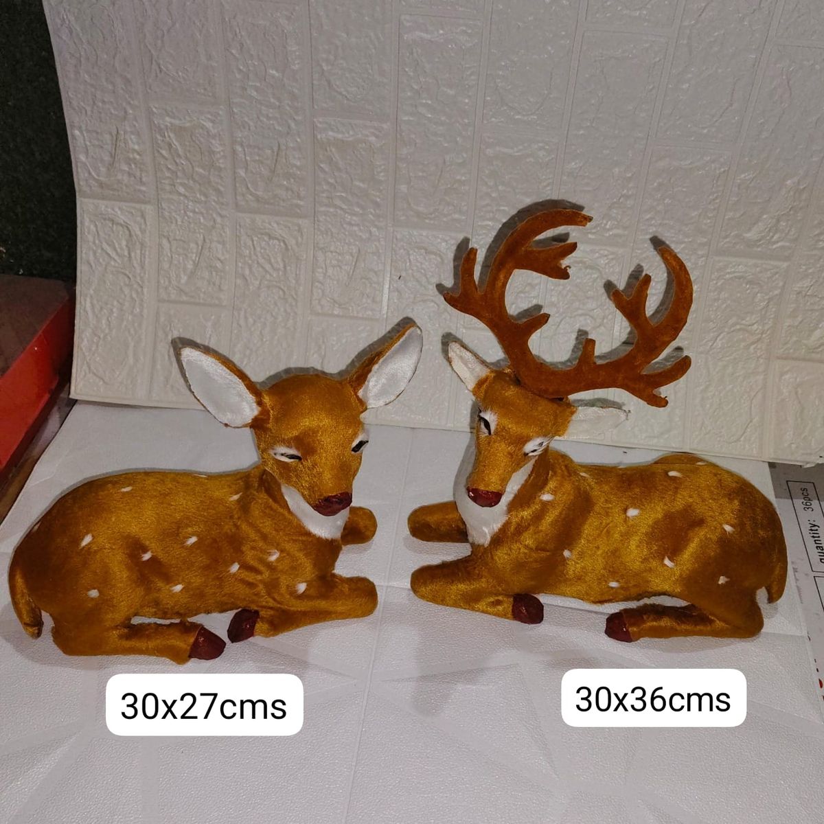 GENERICO - Pareja de  Renos o Ciervos de Navidad para Decorar Aterciopelados de 26 y 36 cms