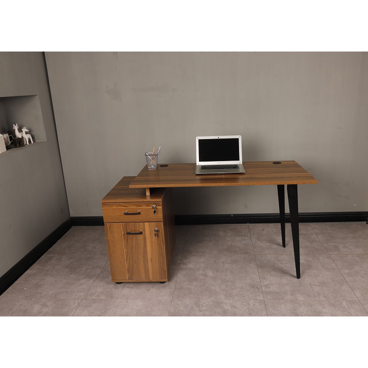 AGUILA - Escritorio Ejecutivo Crescendo Expandible con Cajones con Llave - Café Nogal