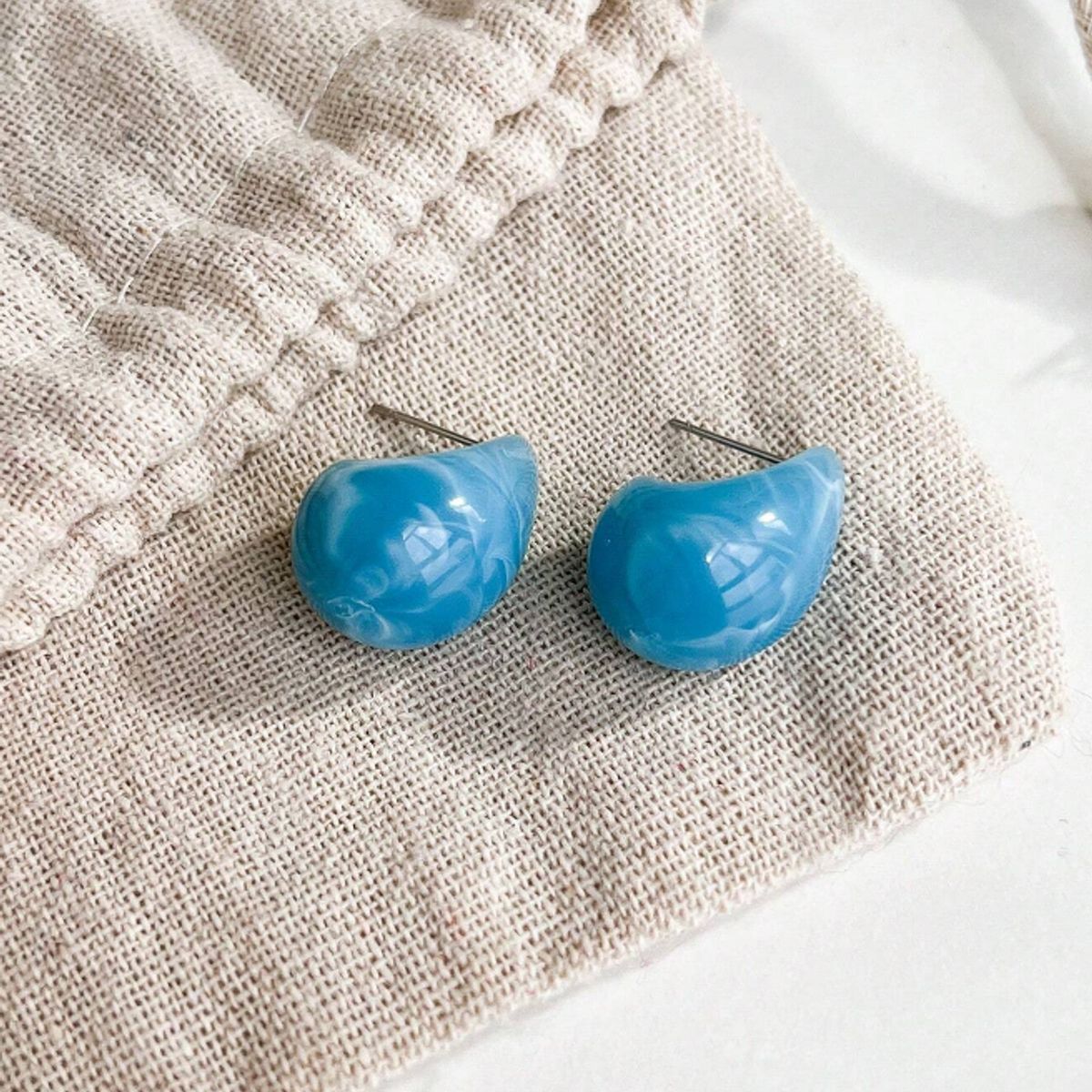 KIRAMA CLOTHING STORE - Pendientes Largos de Metacrilato