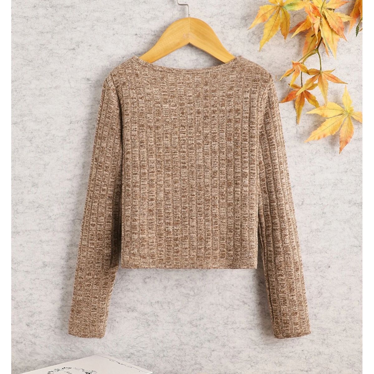 KIRAMA CLOTHING STORE - Top Casual con Nudo Frontal