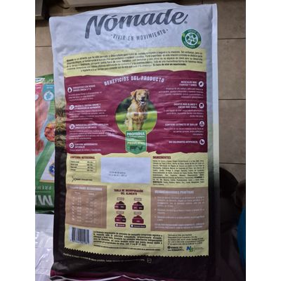 Imagen 2 del producto Nomade Alimento Premium Raza Medgde 20kg