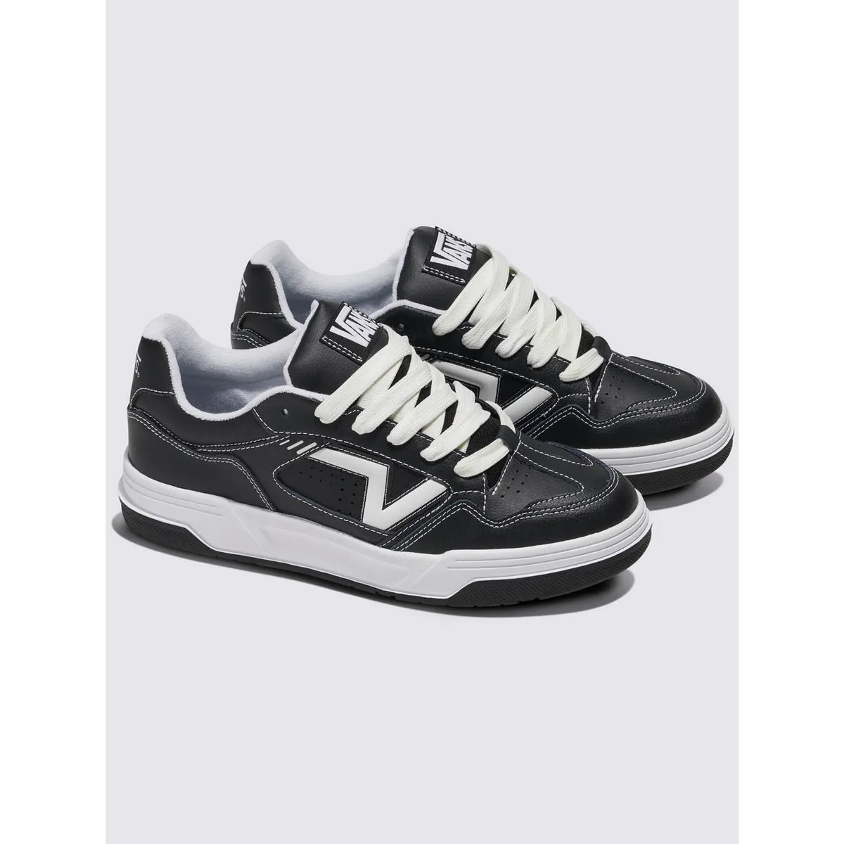 VANS - Zapatilla Urbana Unisex Upland Negro VANS