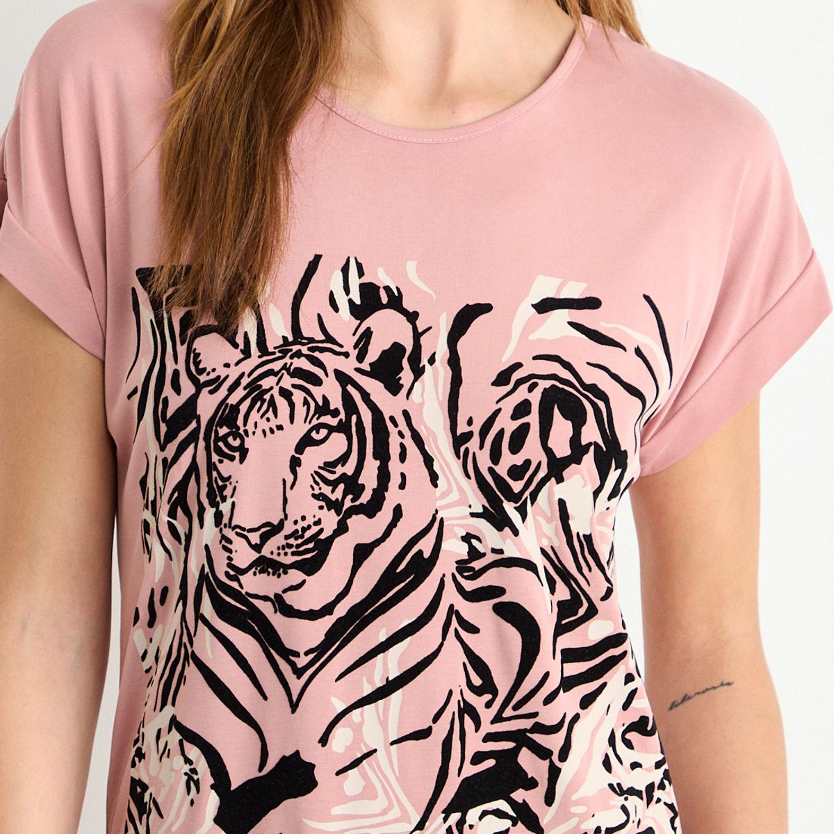 IO - Polera Estampada Mujer Rosa Io