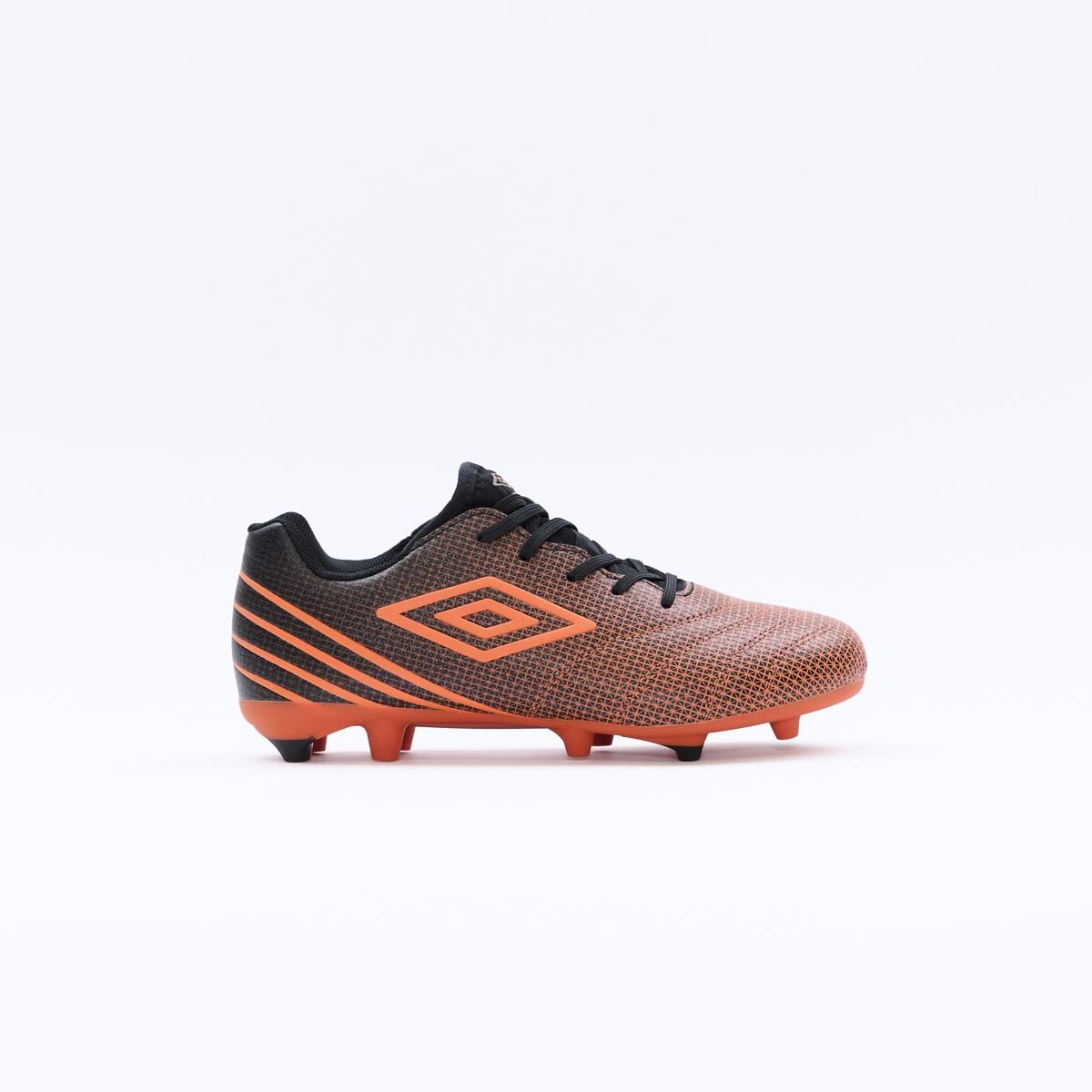 UMBRO - Zapatilla Fútbol Umbro Toccare IV FG Niños Naranjo/Negro