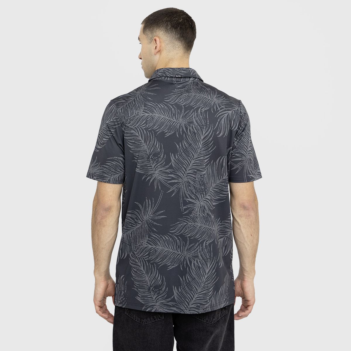 BLACK - Polera Golf Dark Black Bubba