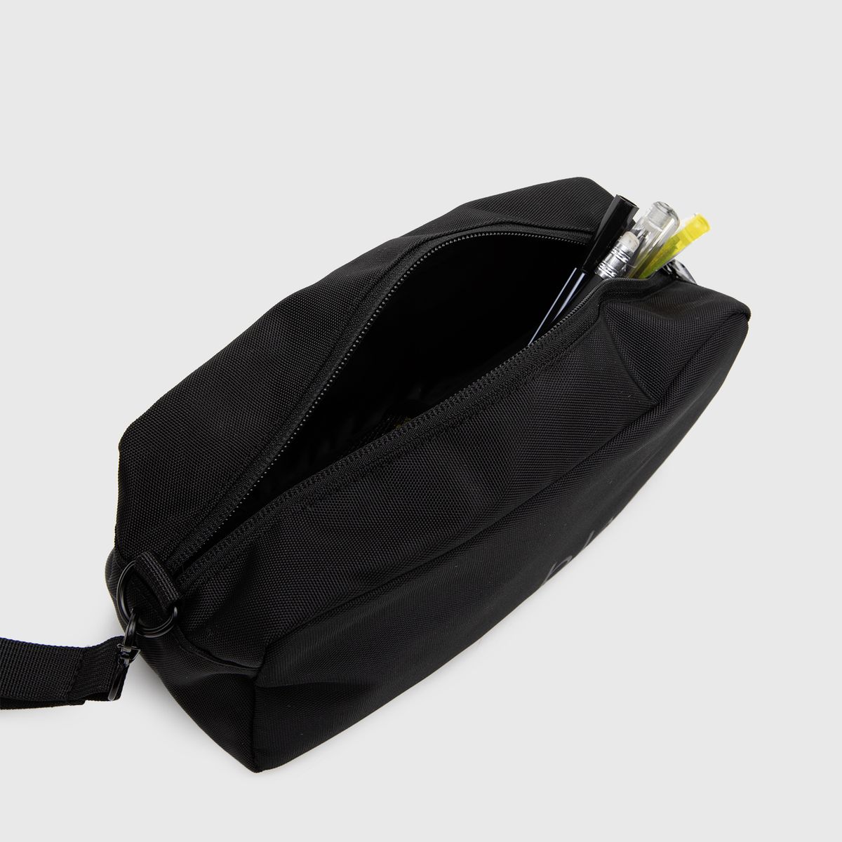 BLACK - Estuche Manly Black Black Bubba
