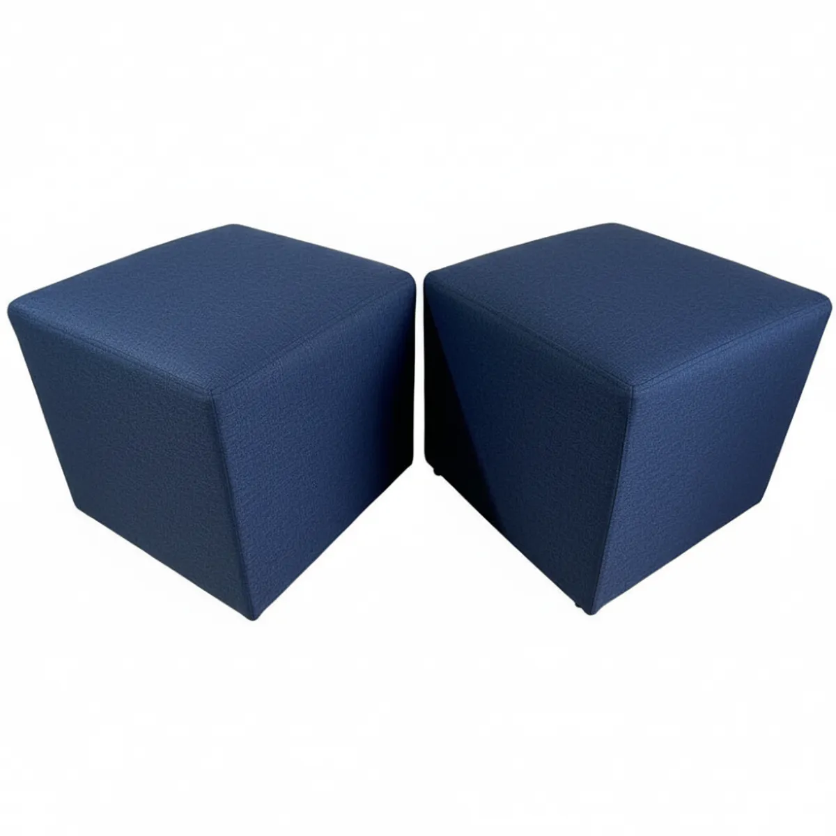 MUEBLES NEW - PUFF AZUL INDIGO LINO
