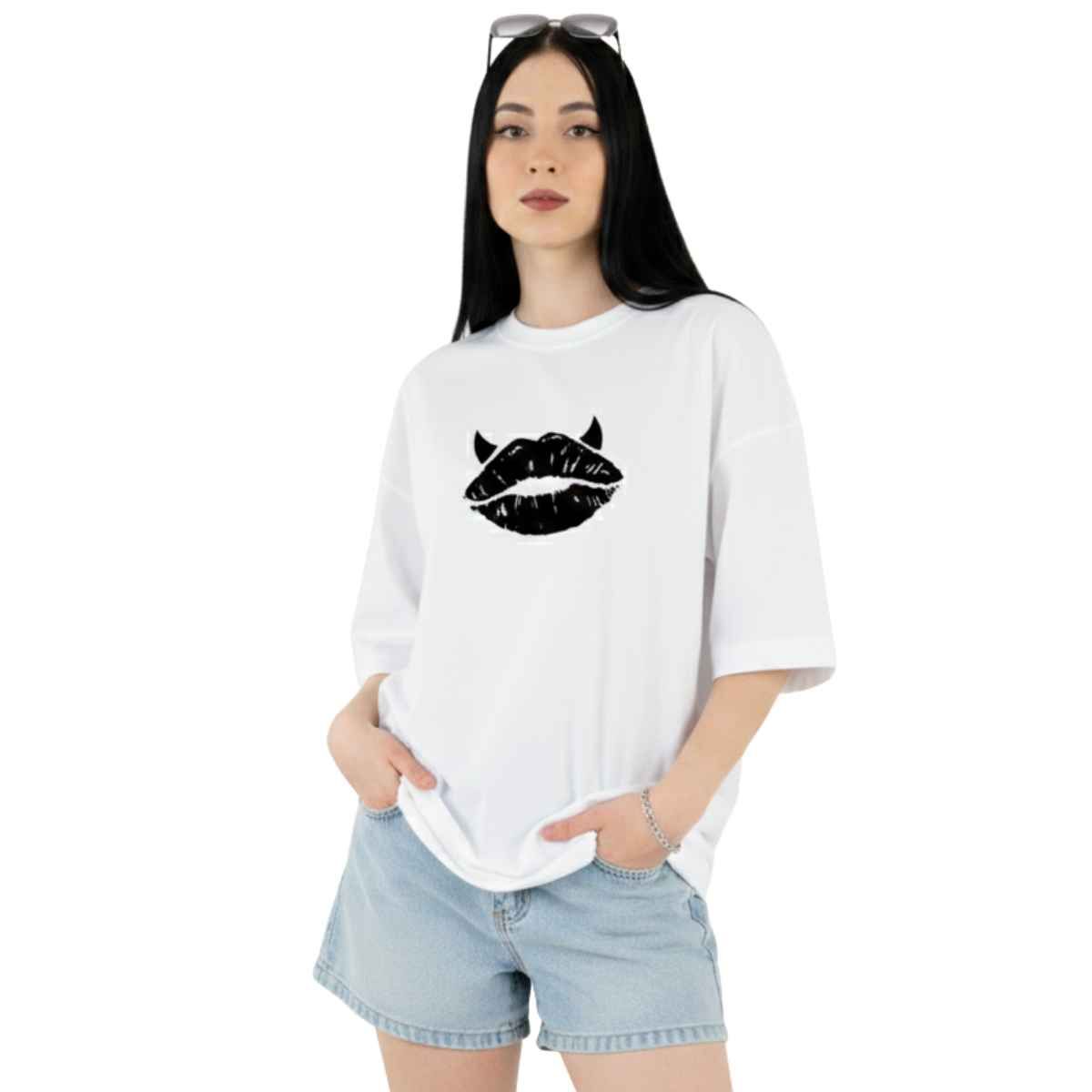 TRIPLE PLAY - Polera Oversize Dama 100% Algodón Kiss