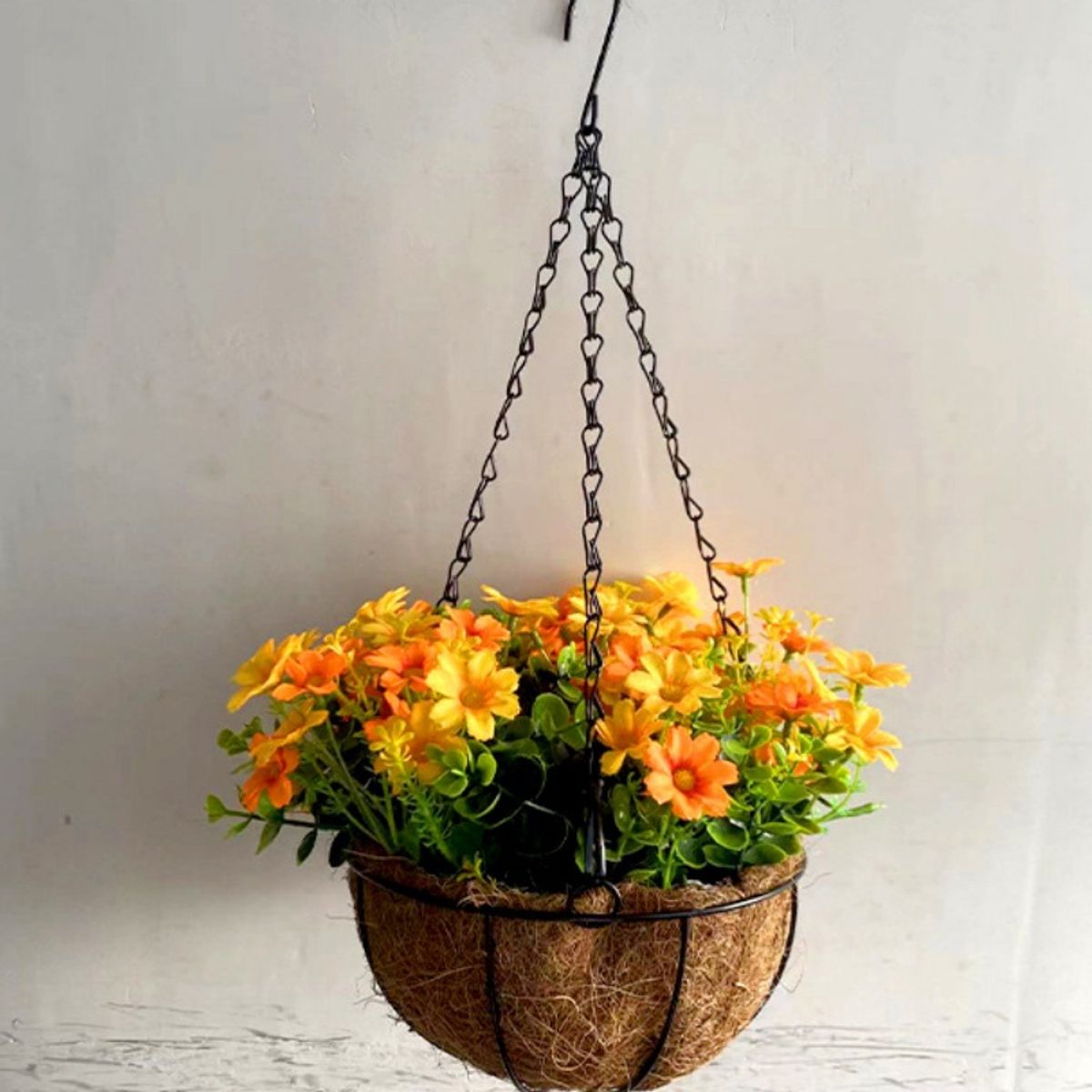 GANGLIAN - Cesta Colgante Flores Naranjas 44cm - Decoración Vibrante para Pared Jardín y Puerta