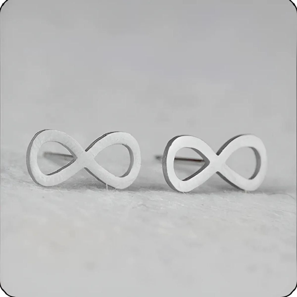 GENERICO - Aros Infinito Silver Space Minimalista Acero Quirurgico