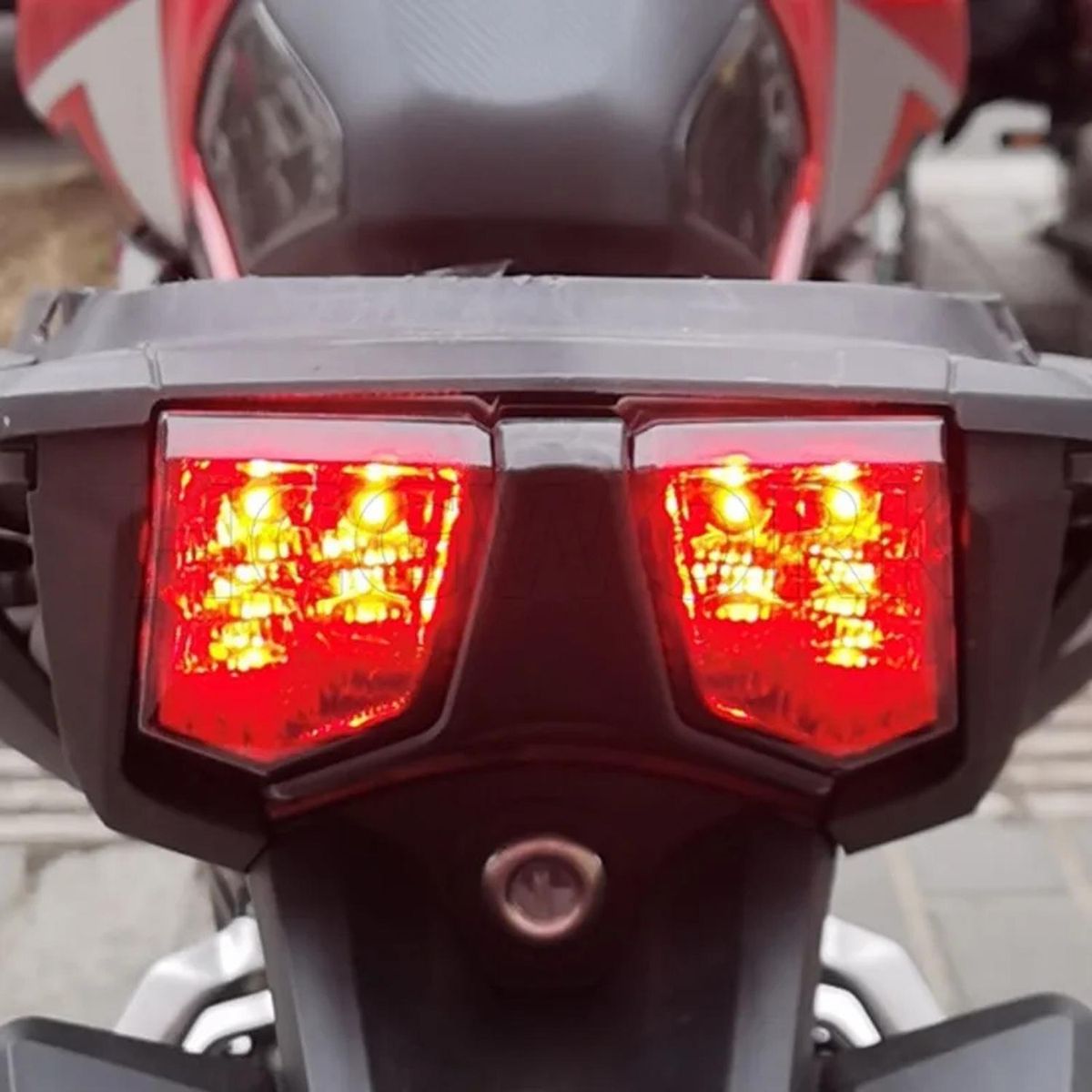 GENERICO - Foco Trasero Led Para Moto Honda Cb190r