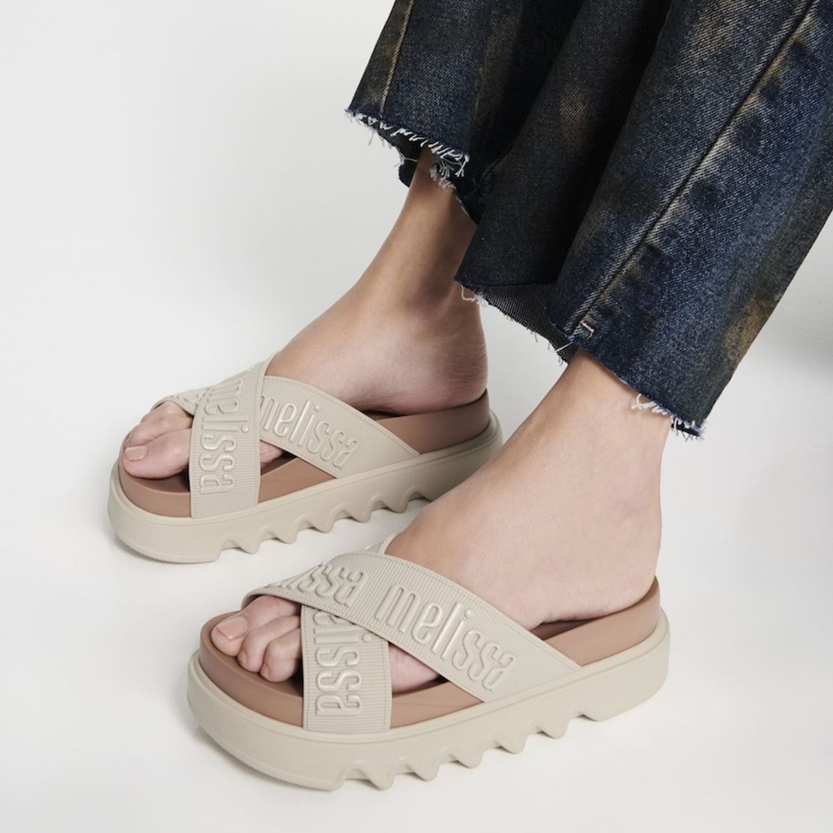 MELISSA - Melissa Cross M Lover Platform Beige Marrón