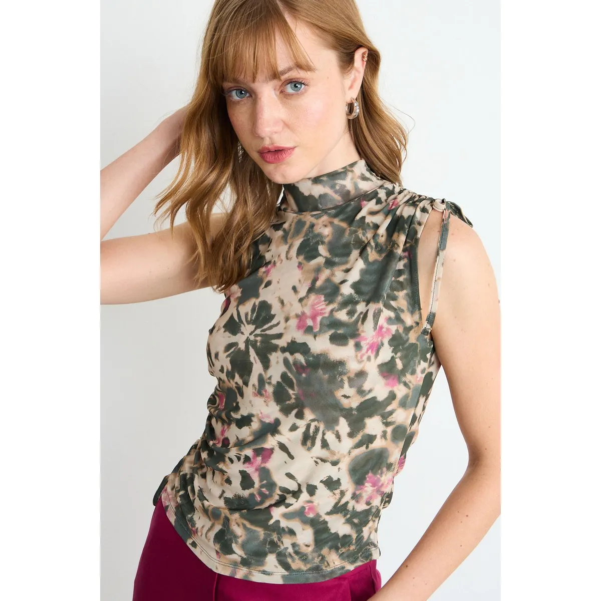 IO - Polera Fantasia Mujer Verde Oliva Io