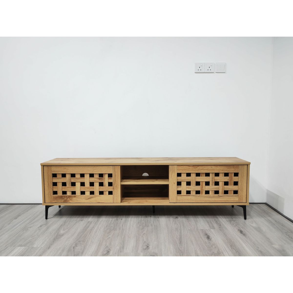 GENERICO - RACK  65¨TVLINE TRILAGE NATURAL