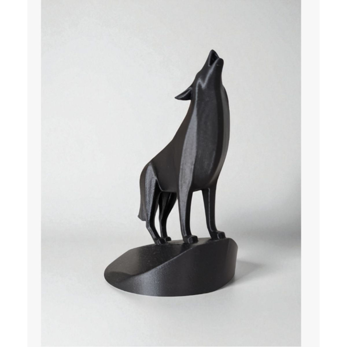 Figura Decoración- Escultura Lobo Aullador, marca GENERICO - Foto Principal
