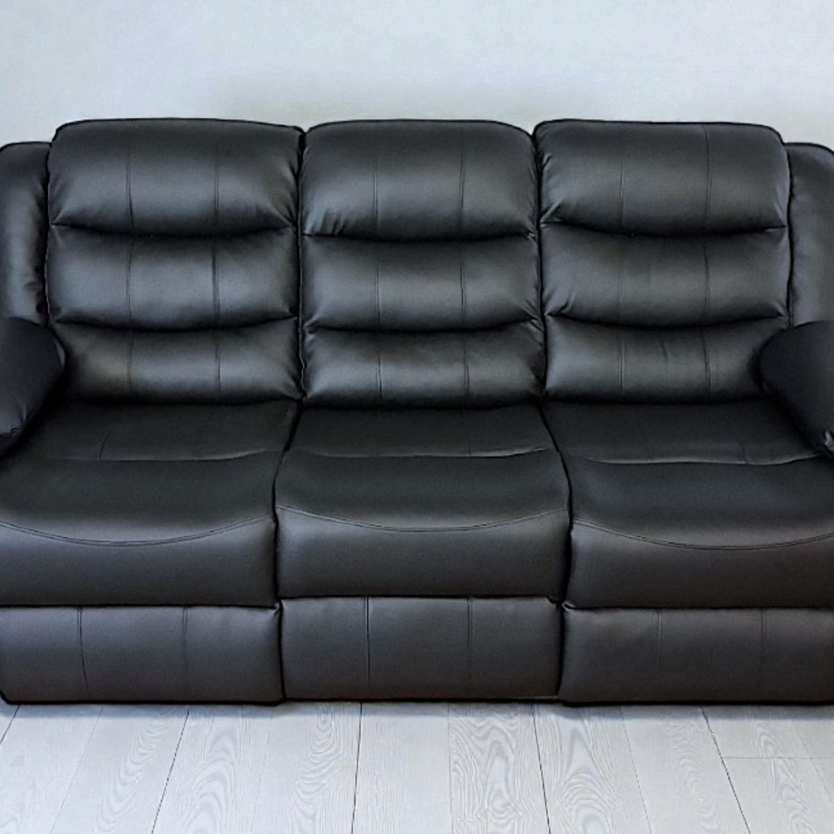 GENERICO - SOFA RECLINABLE RELAXLINE 3 CUERPOS NEGRO/POSA VASO