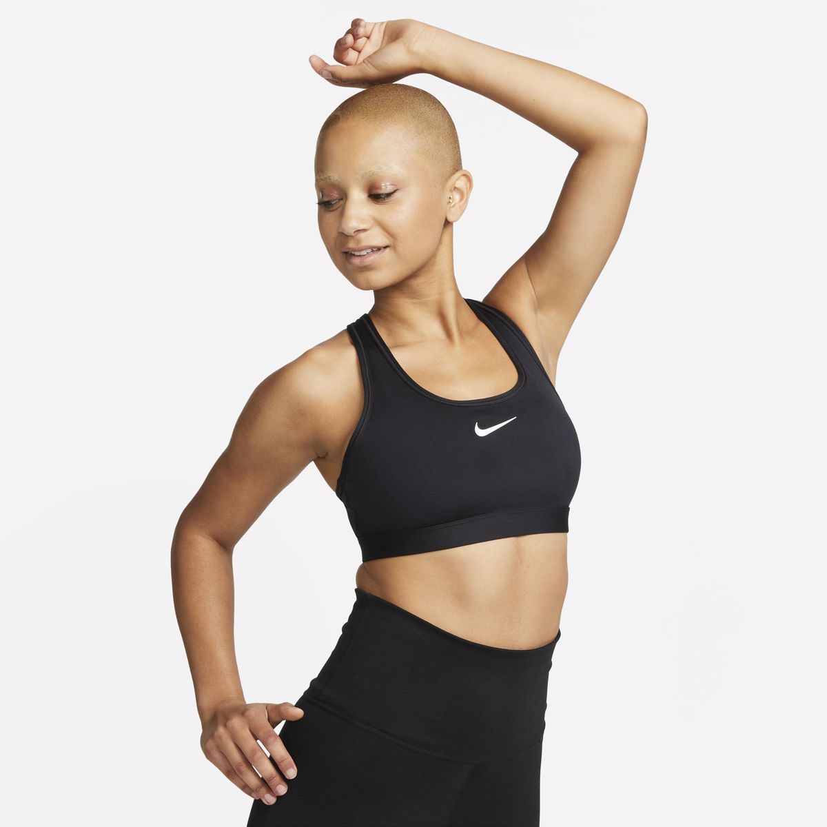 NIKE - Peto Deportivo Nike Swoosh Medium Support Mujer Negro
