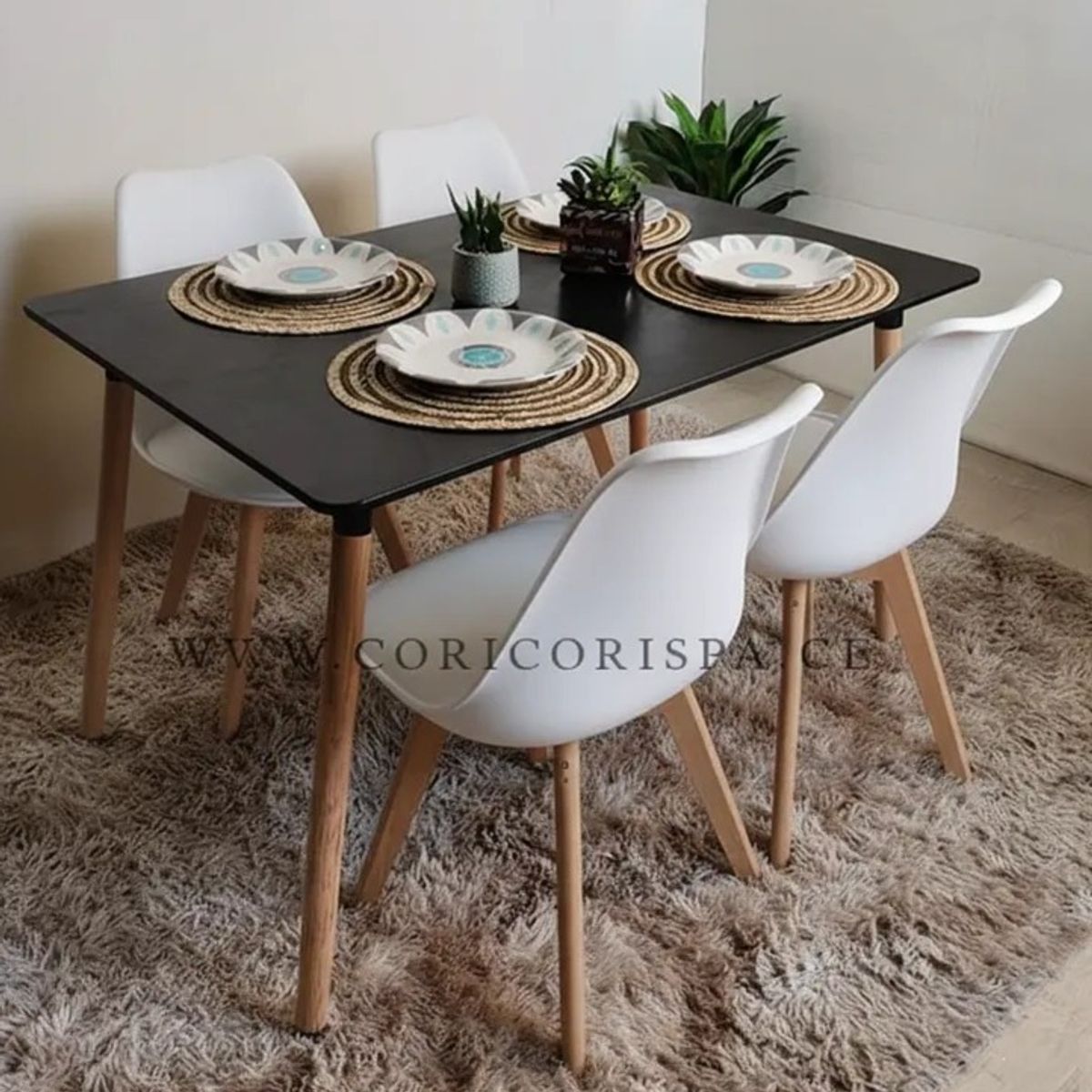 CORI CORI - Juego de Comedor Mesa Rectangular Melamina Negro 130x80cm + 4 Sillas Tulip