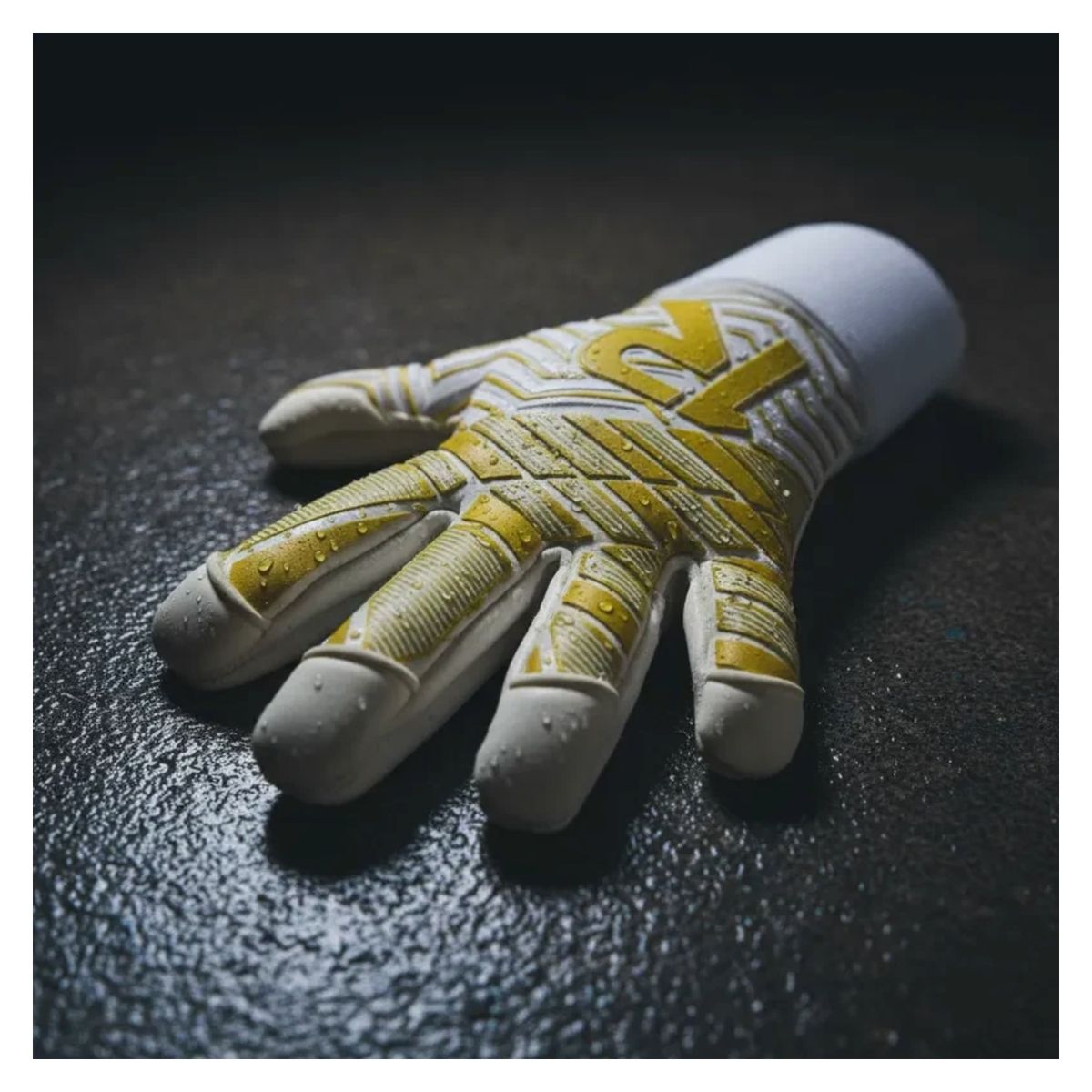 GENERICO - Guantes Arquero Profesional Látex Contact Alemán 4MM - Dorado Raw Goalie..