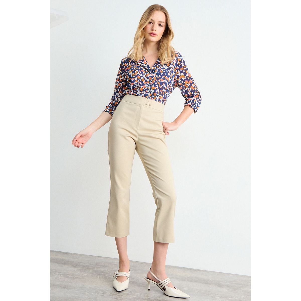 IO - Pantalon Liso Mujer Beige Io