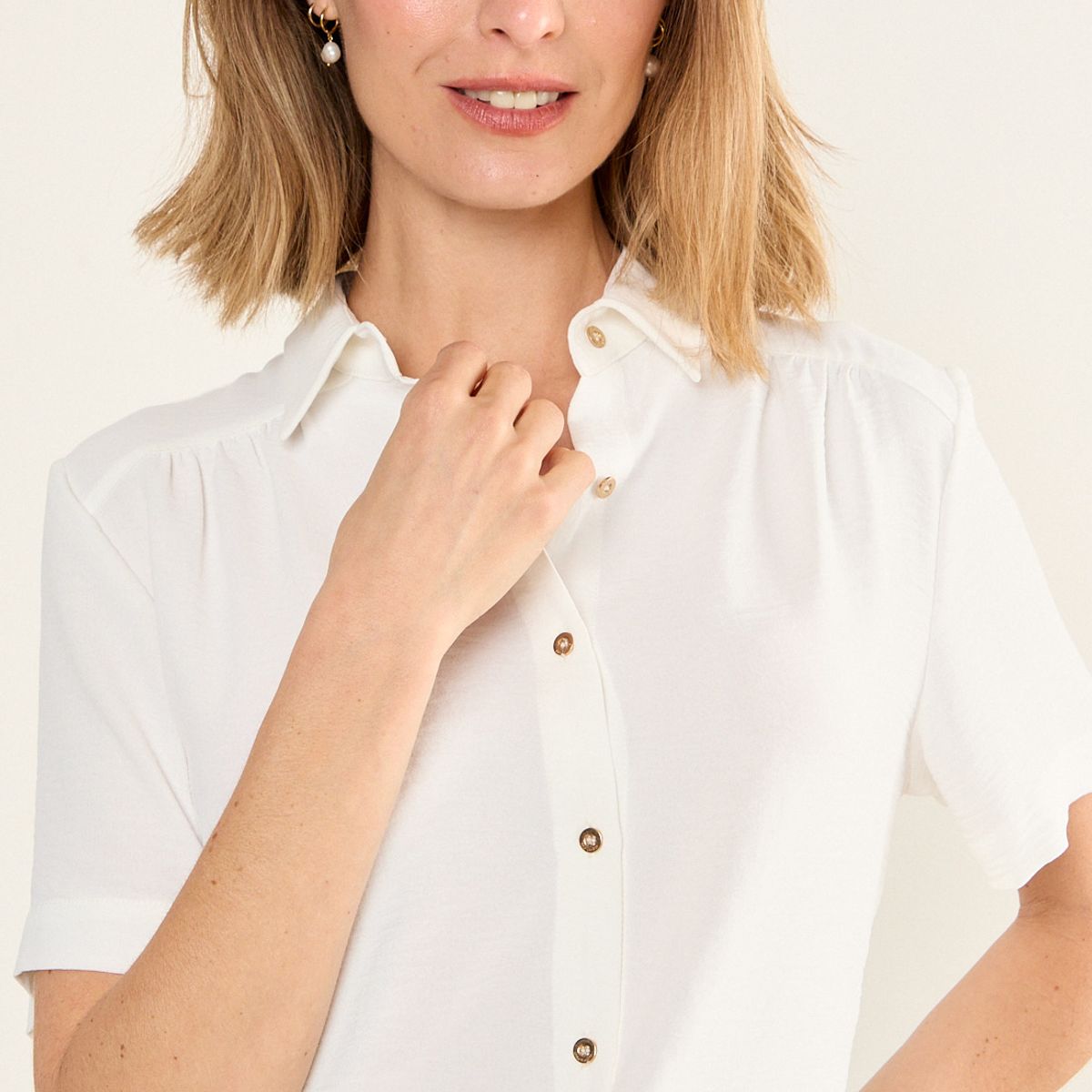 MA GRIFFE - Blusa Camisera Manga Corta Mujer Crudo Magriffe