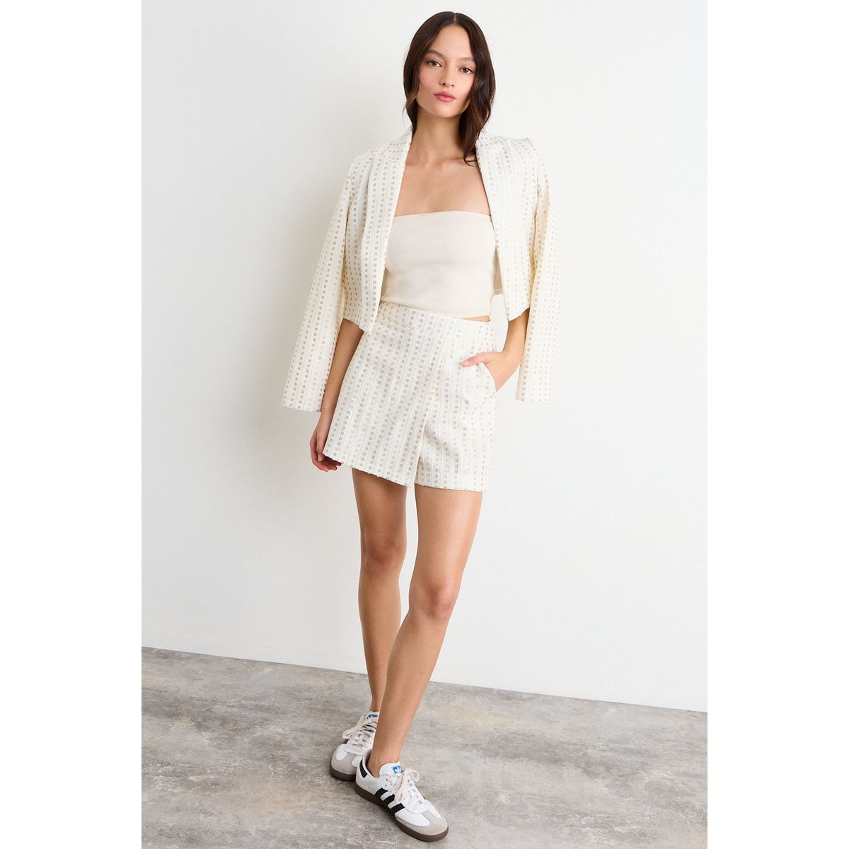 IO - Short Fantasia Mujer Crudo Io