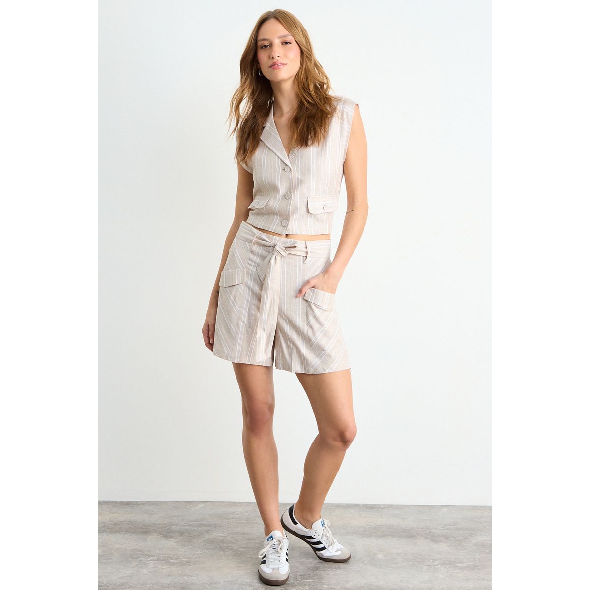 IO - Short Fantasia Mujer Beige Io