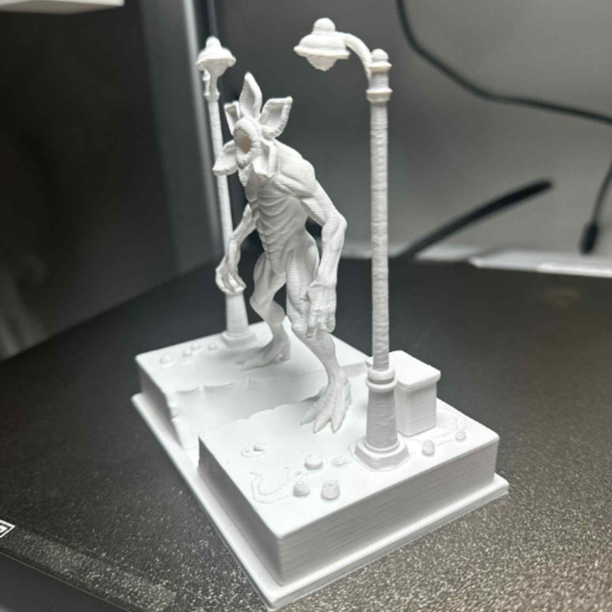 GENERICO - Figura Decoración- Escultura Demogorgon Portal