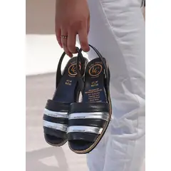 LOLA CANALES - Sandalia Cuero Charmiane Negro Plata