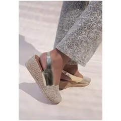 LOLA CANALES - Sandalia Cuero Susanne Beige Dorado