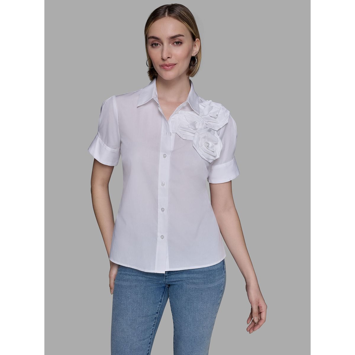 KARL LAGERFELD - Camisa de manga corta con flor de popelina