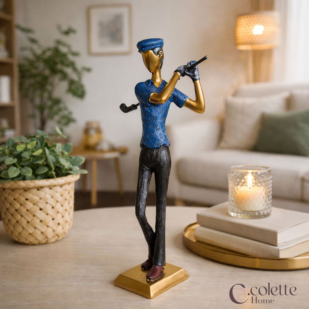 COLETTE - Figura Decorativa Hombre Golf Elegante y Contemporánea