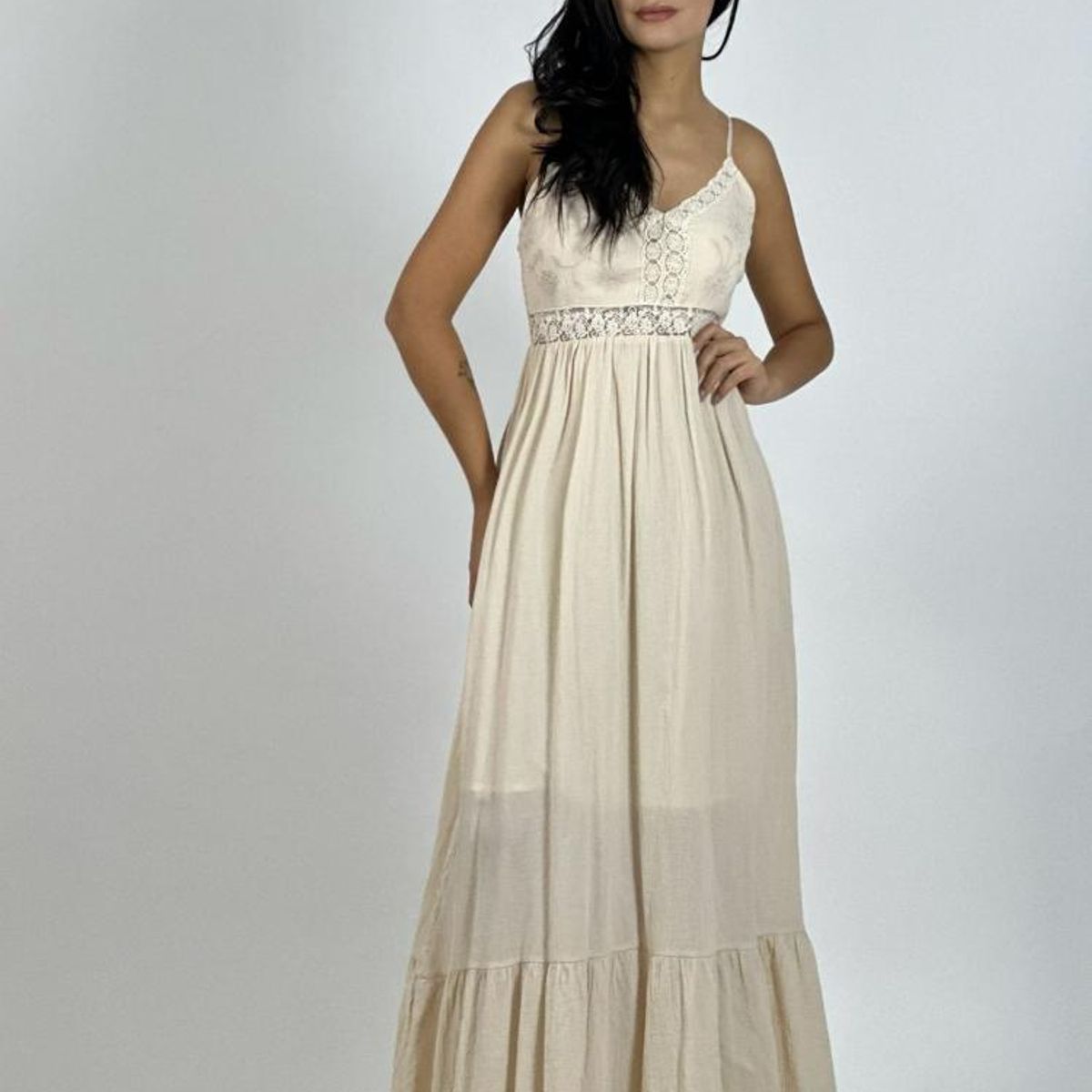 ENIGMATICA BOUTIQUE - Vestido Crepé Torso Encaje