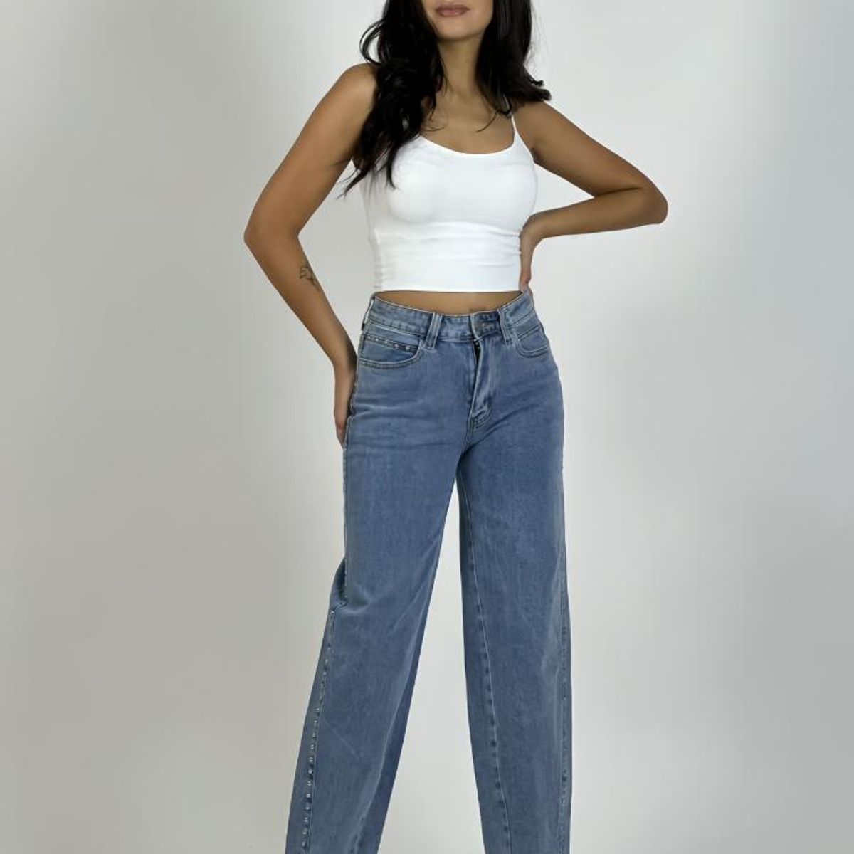 ENIGMATICA BOUTIQUE - Pantalón Mezclilla Elasticada con Tachas