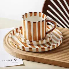 SANTU HOME & DECO - Set de Platos y Tazas Rayas Vintage Naranjo 3